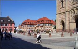 domplatz_in_speyer_250